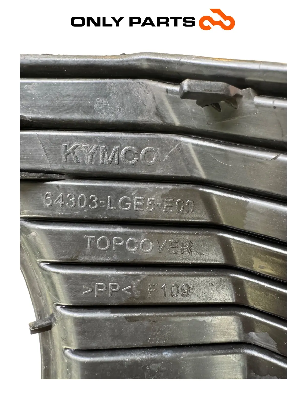 Carena anteriore scudo centrale 64303-LGE5-E00 Kymco People GTi 300 2014 (front shield cover) Kymco People GTi 300cc 2014 Bianco usato — foto reale 10