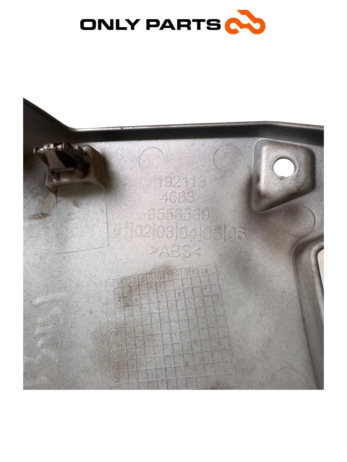 Carena coperchio batteria BMW C 400 X 400cc 2020 Blu usato — foto reale 8