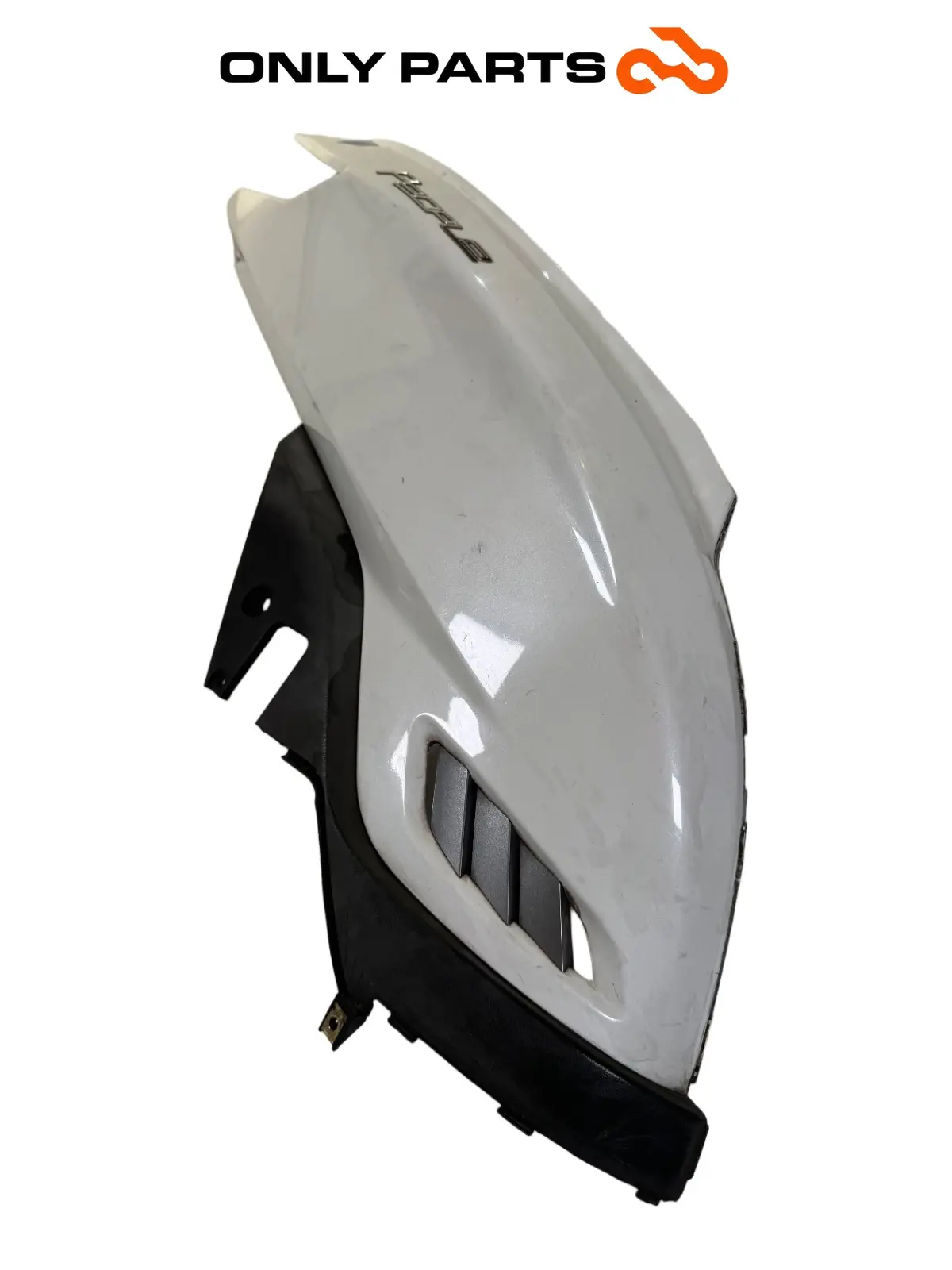 Carena laterale destra 83500-LGE5-E000 Kymco People GTi 300 2014 (right body cover) Kymco People GTi 300cc 2014 Bianco usato — foto reale 3
