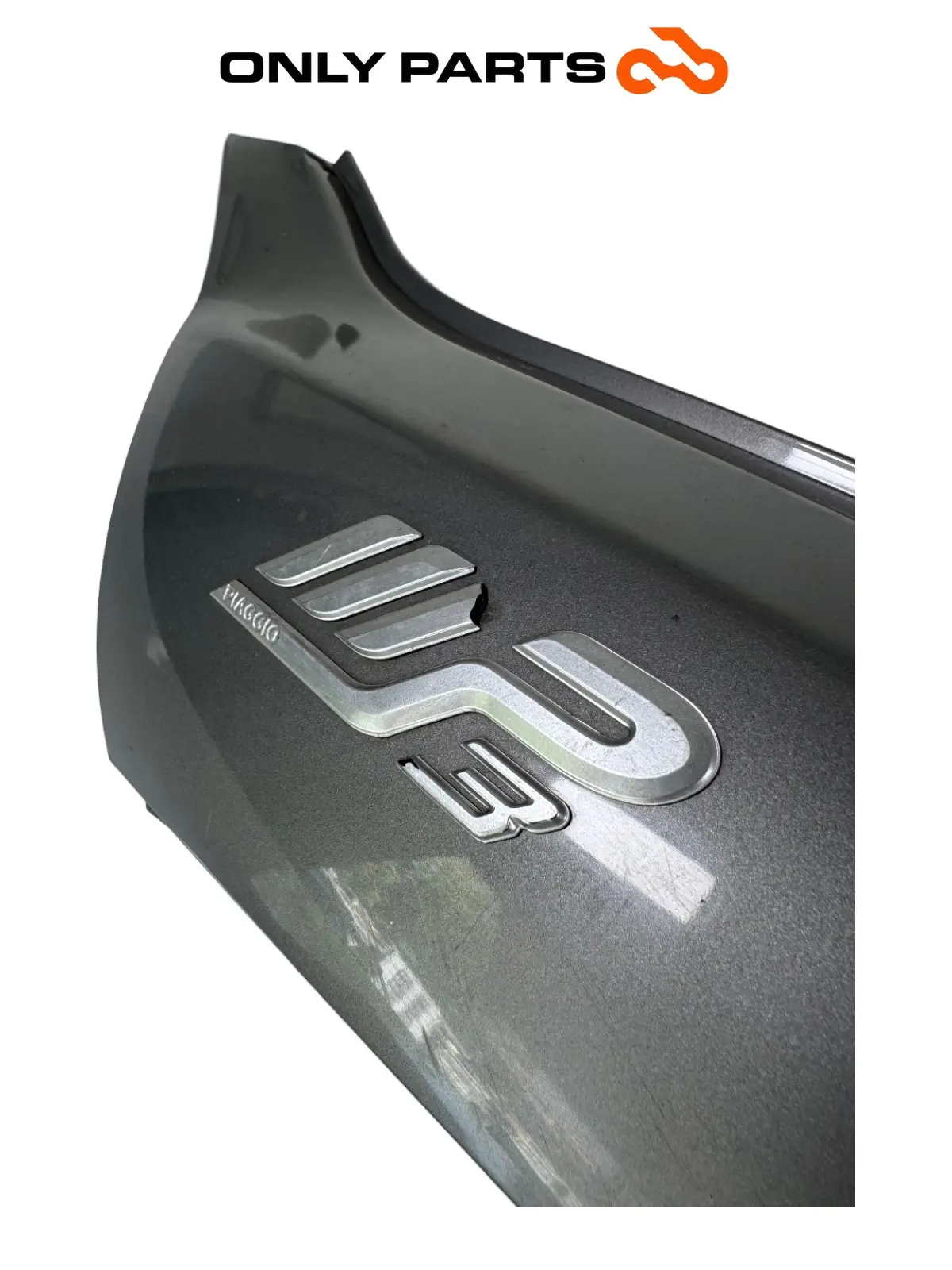 Carena posteriore DX Piaggio MP3 250cc 2009 Grigio usato — foto reale 10