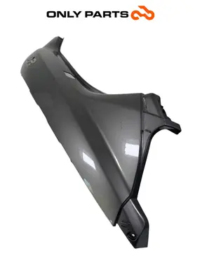 Carena posteriore DX Piaggio MP3 250cc 2009 Grigio usato — foto reale 7