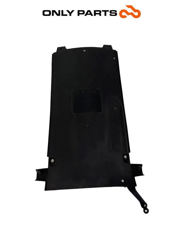 CARENA SOTTOPEDANA / PAVIMENTO HONDA SH 150 2017 UNDER COVER OEM 64331-K77-D000 — 2