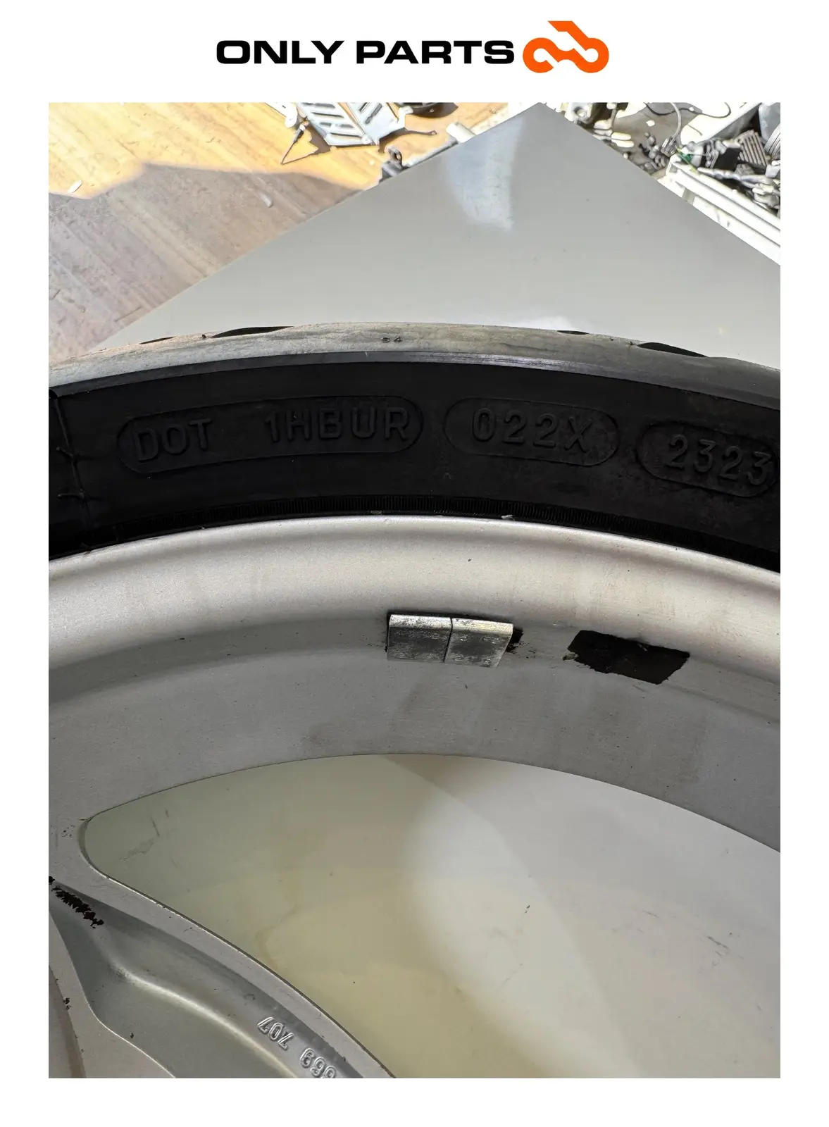 Cerchio posteriore BMW F 650 CS 2001 Grigio usato — foto reale 13