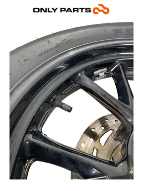 Cerchio posteriore completo disco abs Kymco People GTi 300cc 2014 Bianco usato — foto reale 12