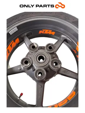 Cerchio posteriore KTM Super Duke 990cc 2006 Nero/Arancione usato — foto reale 9