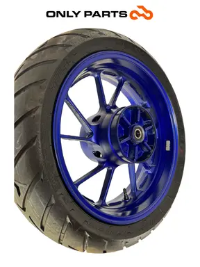 Cerchio ruota posteriore Yamaha Tracer 900cc 2019 Nero usato — foto reale 3