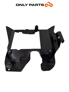 Convogliatore aria radiatore Piaggio Mp3 Yourban 300cc 2013 Bianco usato — foto reale 4
