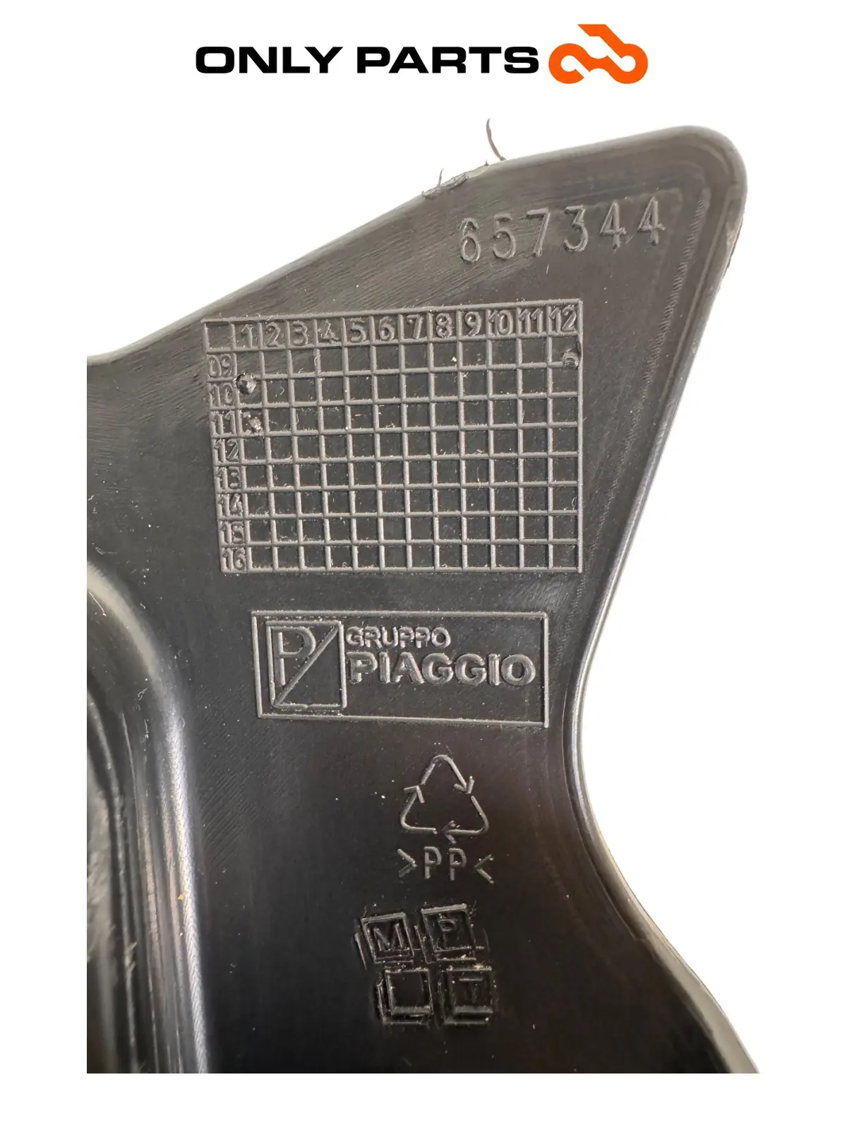 Convogliatore aria radiatore Piaggio Mp3 Yourban 300cc 2013 Bianco usato — foto reale 8