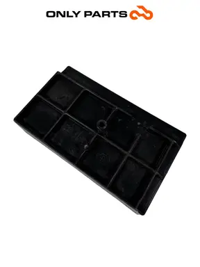 Coperchio supporto vano batteria Piaggio Vespa Lx 125cc 2011 Nero usato — foto reale 1