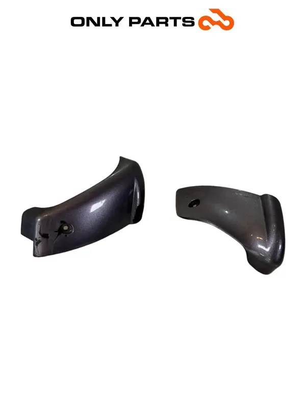 Coppia Finali Pedana plastica Piaggio Vespa GT 200cc anno 2003
