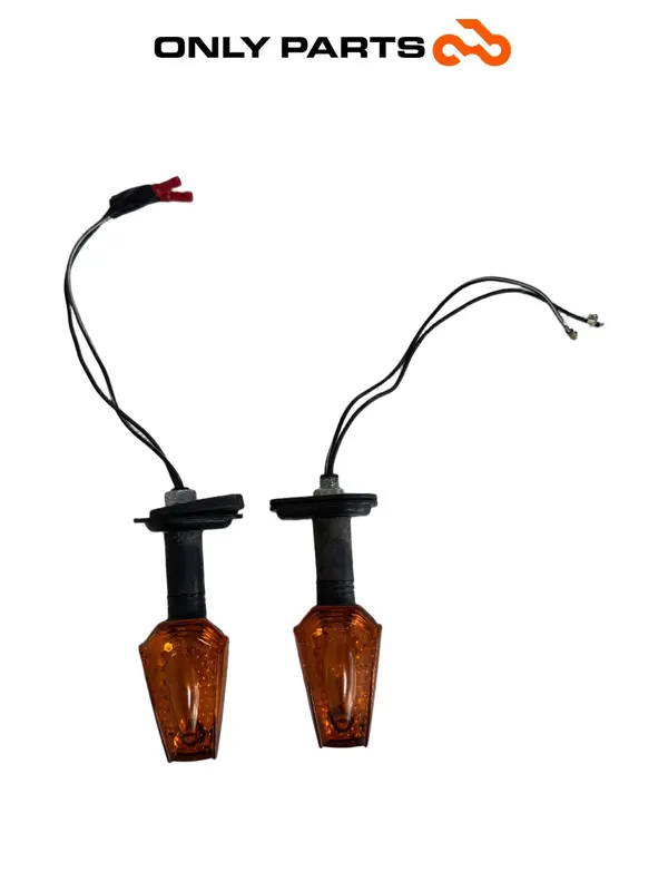 COPPIA FRECCE ANTERIORI INDICATORI DIREZIONE MOTO KAWASAKI ER-5 500 UNIVERSALI — 4