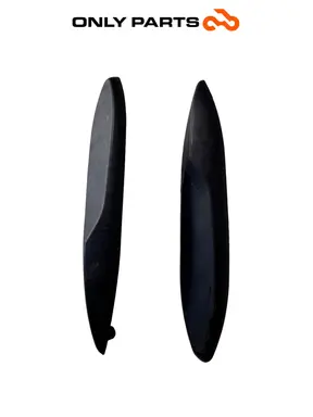 Coppia copriviti parabrezza Quadro 350 S 2013 Nero usato — foto reale 2