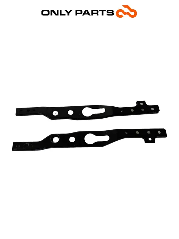 Coppia staffe supporto poggiapiedi in acciaio Kymco People GTi 300 2014 (pair of frame rails) — 2