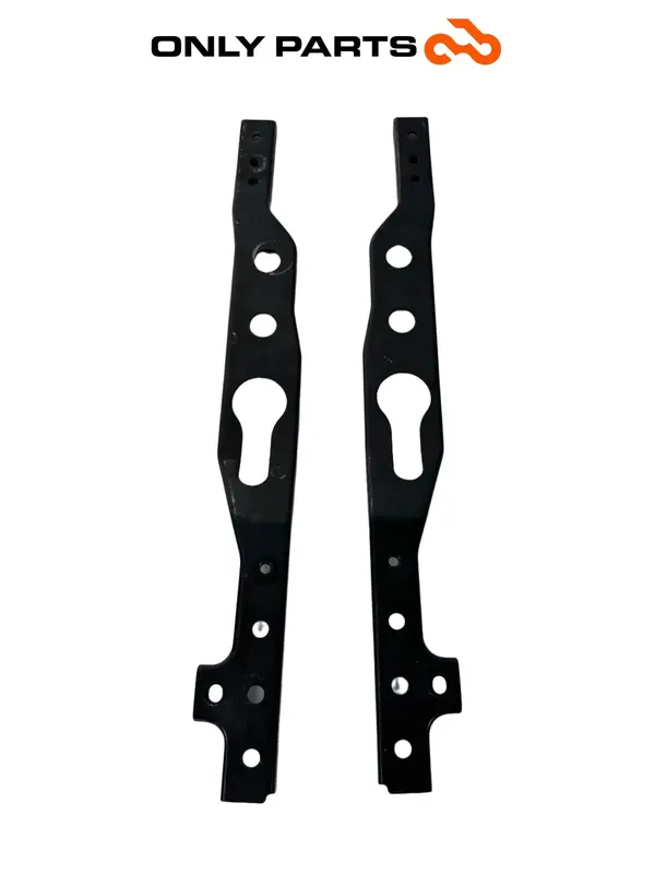 Coppia staffe supporto poggiapiedi in acciaio Kymco People GTi 300 2014 (pair of frame rails) — 3