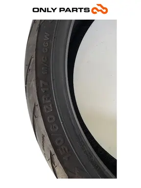 Coppia pneumatici Aprilia RS 457cc 2024 usato — foto reale 4