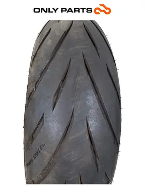 Coppia pneumatici Aprilia RS 457cc 2024 usato — foto reale 6