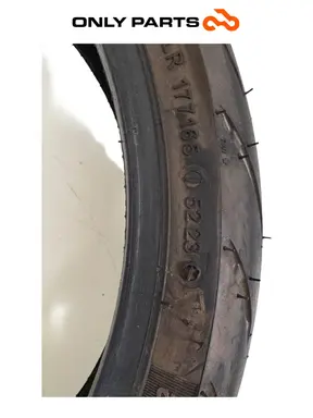 Coppia pneumatici Aprilia RS 457cc 2024 usato — foto reale 8