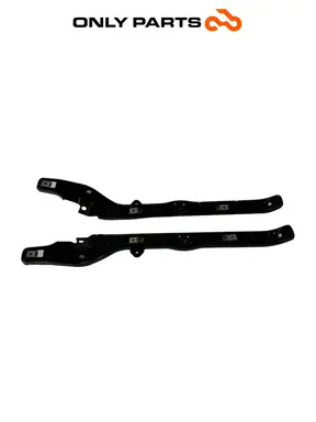 coppia staffe supporto pedana Piaggio MP3 250cc 2009 Grigio usato — foto reale 4