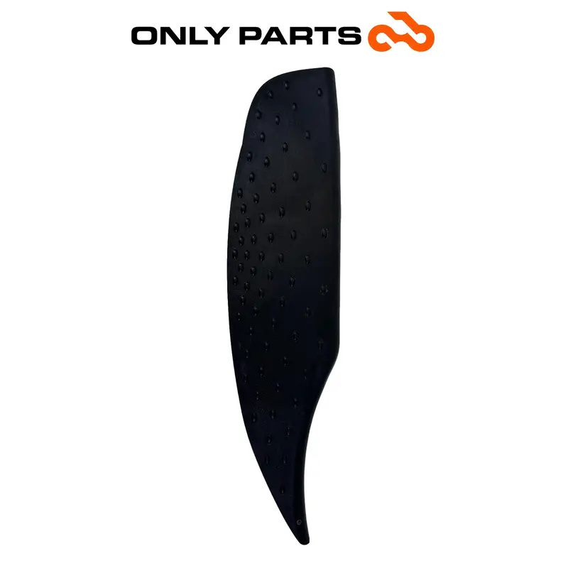 COPPIA TAPPETINI PEDANA GOMMA POGGIAPIEDI APRILIA SCARABEO 300 2010 / FLOOR MATS — 4