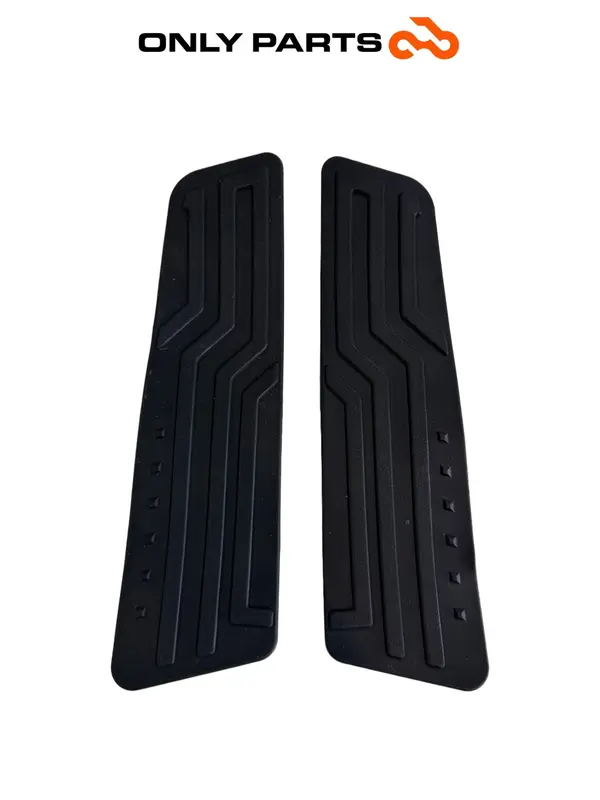 COPPIA TAPPETINI PEDANA GOMMA DX SX KYMCO X-TOWN 300 ANNO 2016 FLOOR MATS RUBBER — 4