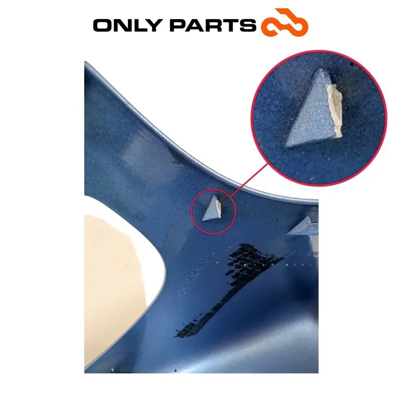 COPRIMANUBRIO ANTERIORE COVER MANUBRIO HONDA SH 150CC 2002 vedi Difetto in foto — 2