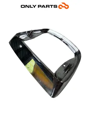 Cornice faro posteriore Piaggio Vespa Lx 125cc 2011 Nero usato — foto reale 5