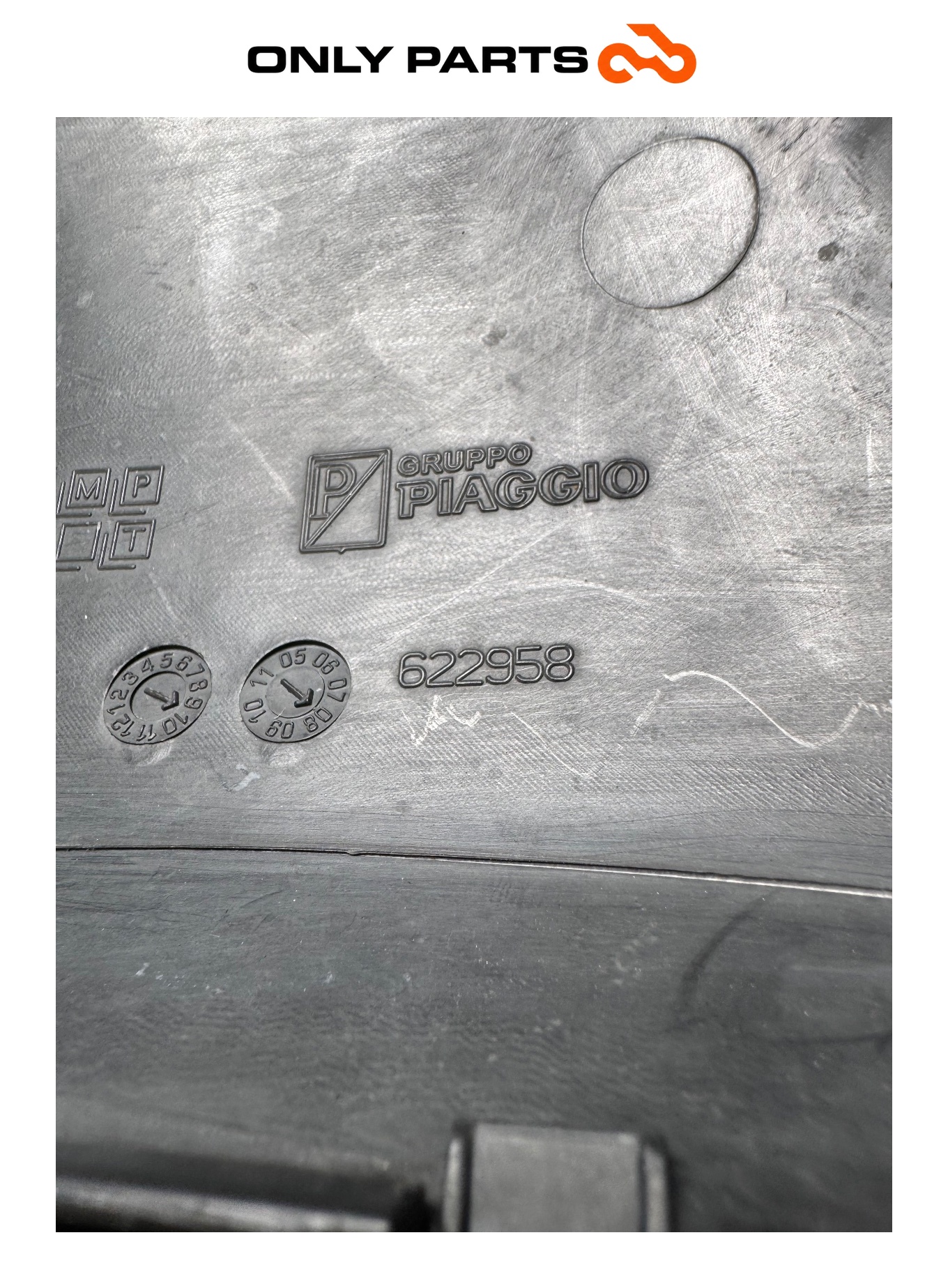 Cover manubrio interna Piaggio MP3 250cc 2009 Grigio usato — foto reale 14