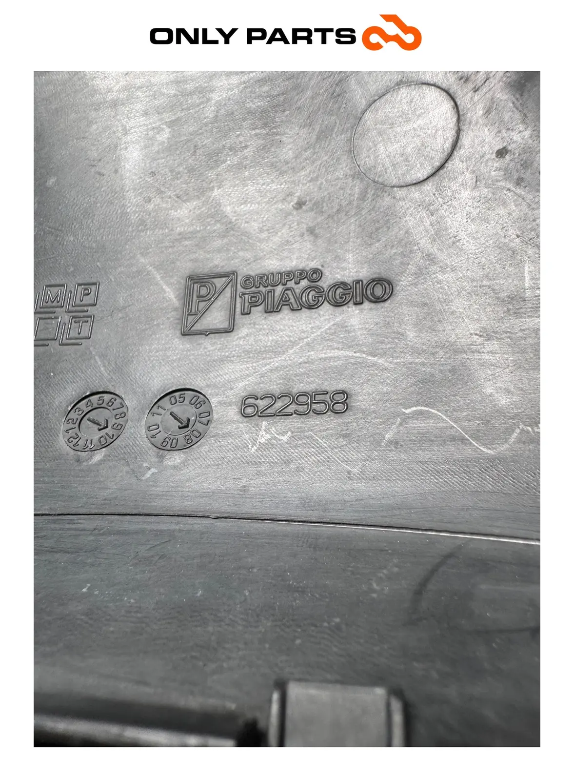 Cover manubrio interna Piaggio MP3 250cc 2009 Grigio usato — foto reale 14