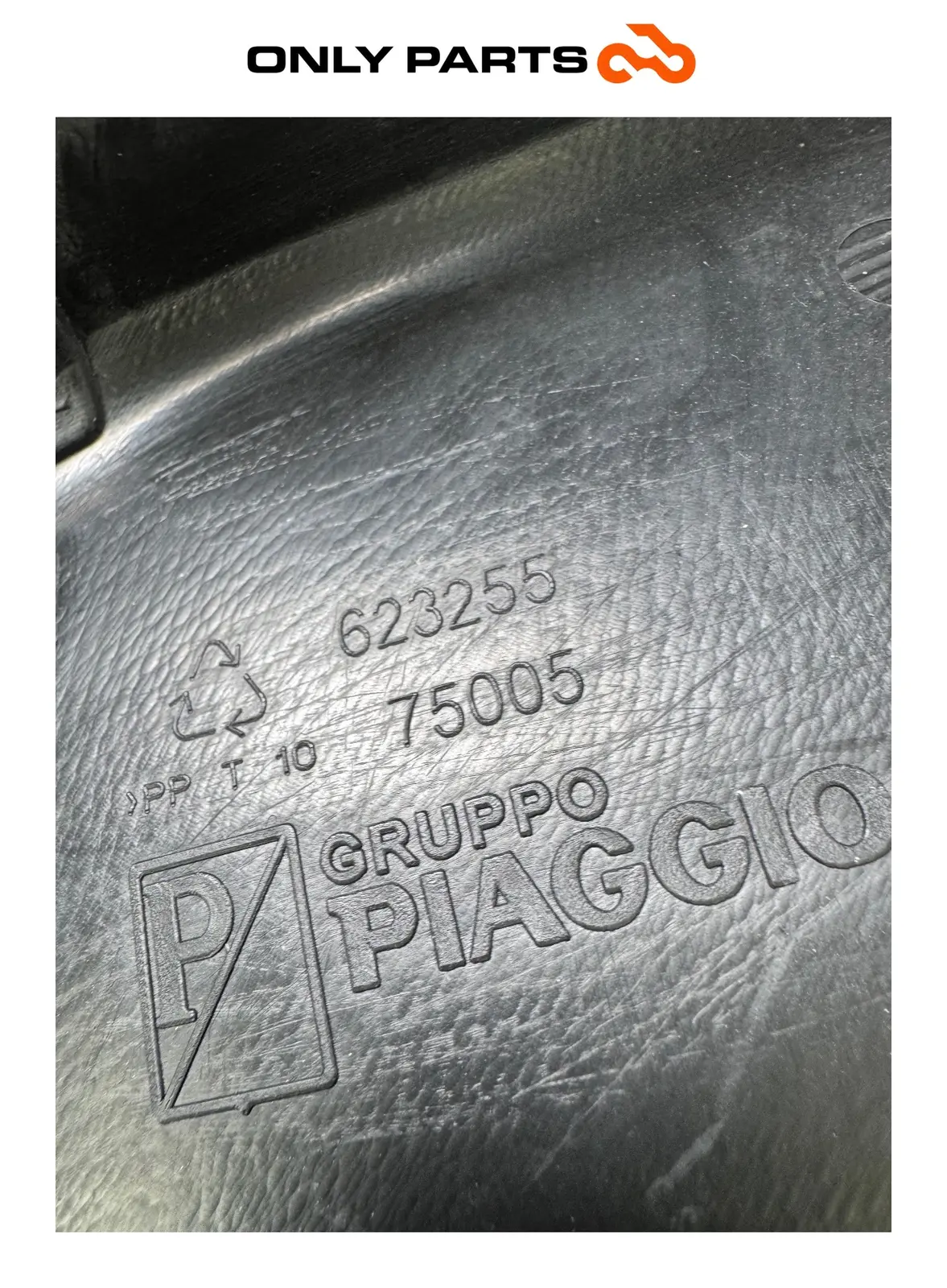 Cover passaruota anteriore Piaggio MP3 250cc 2009 Grigio usato — foto reale 11