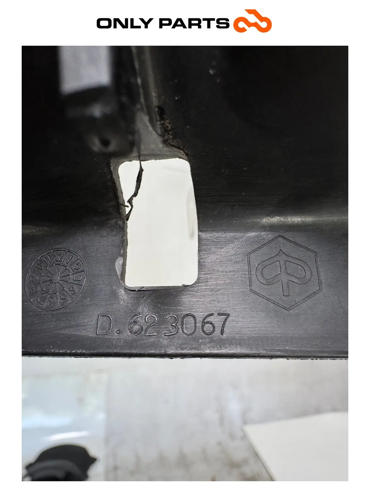 Cover protezione radiatore Piaggio MP3 250cc 2009 Grigio usato — foto reale 10