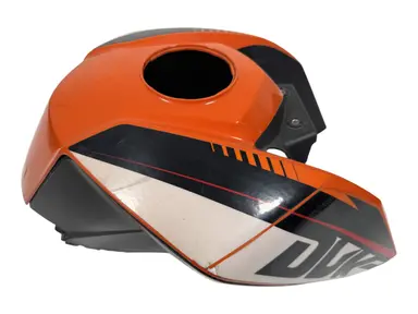 Cover serbatoio KTM Duke 200cc 2012 Arancione usato — foto reale 2