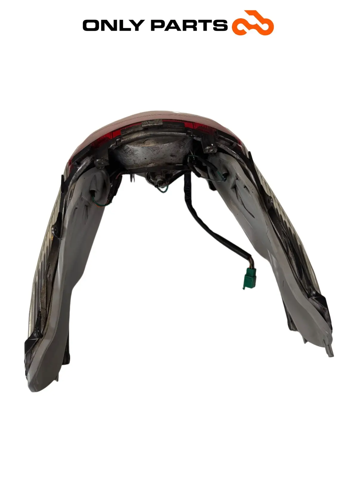 Fanale posteriore con frecce integrate, portalampada e cablaggio Kymco People GTi 300cc 2014 Bianco usato — foto reale 11