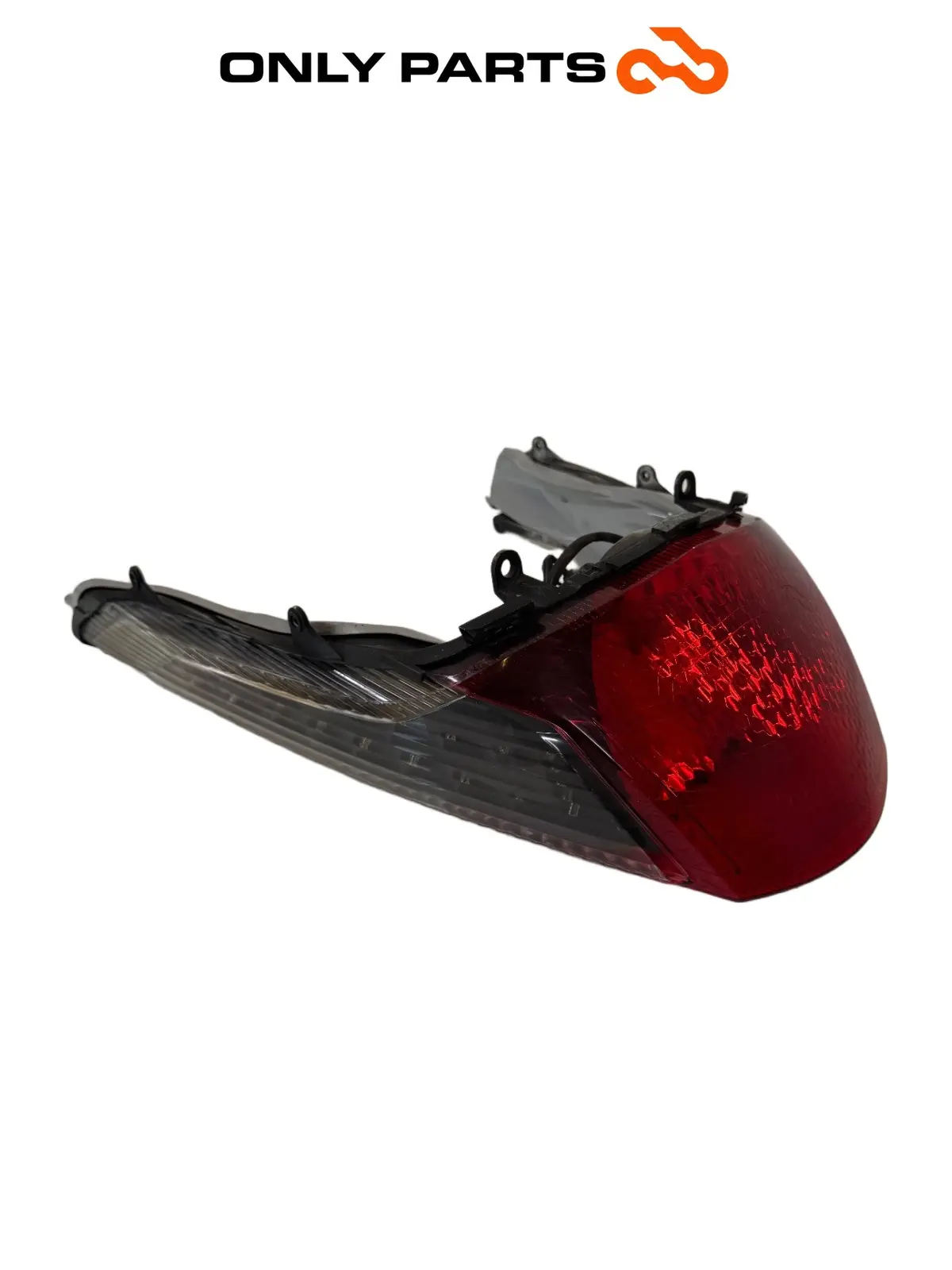 Fanale posteriore con frecce integrate, portalampada e cablaggio Kymco People GTi 300cc 2014 Bianco usato — foto reale 2