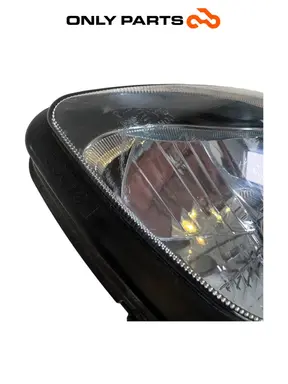 Faro anteriore DX Suzuki Burgman 650cc 2010 Bianco usato — foto reale 9