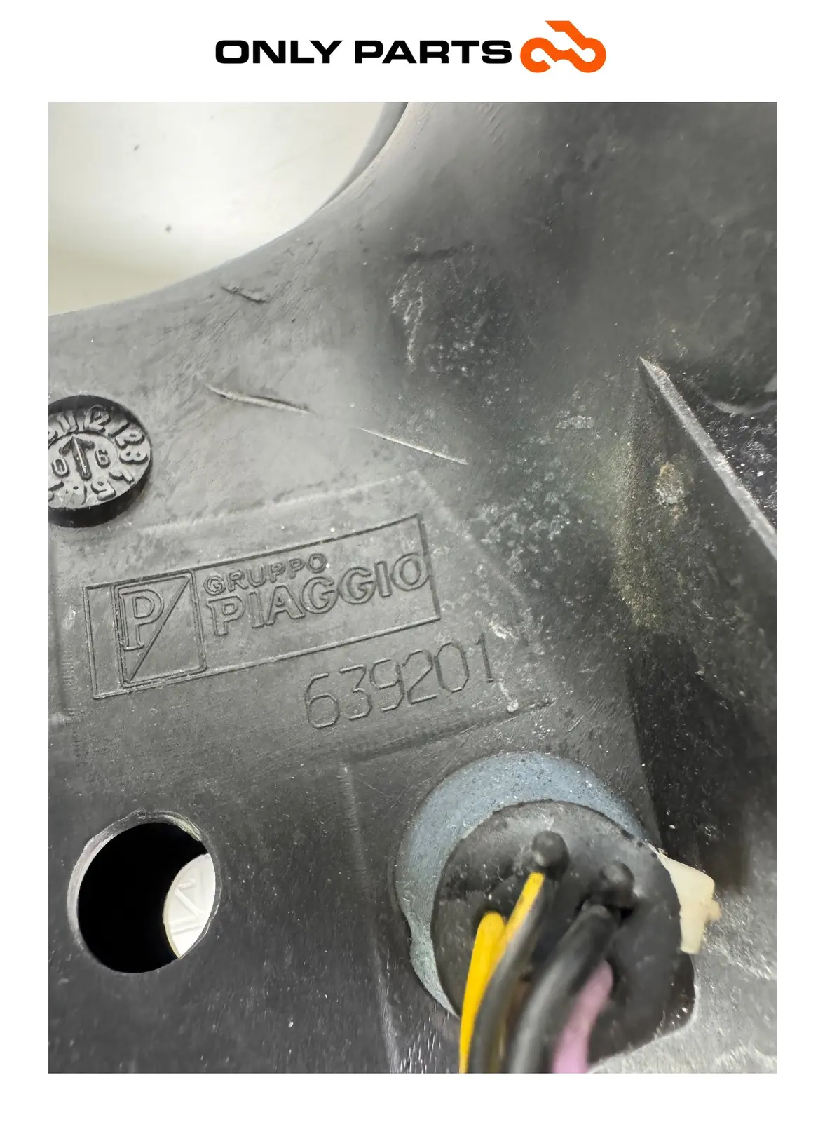Faro anteriore Piaggio MP3 250cc 2009 Grigio usato — foto reale 13