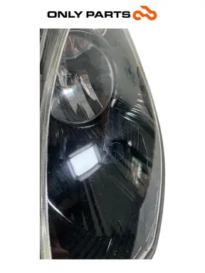 Faro anteriore Piaggio MP3 250cc 2009 Grigio usato — foto reale 8