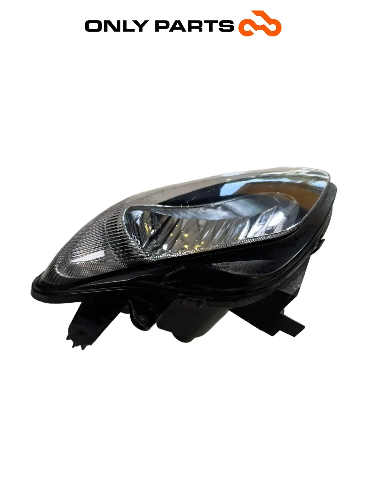 Faro anteriore SX Suzuki Burgman 650cc 2010 Bianco usato — foto reale 5