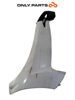 Fianchetto inferiore destro 64305-LGE5-E000 Kymco People GTi 300 2014 (right side skirt) Kymco People GTi 300cc 2014 Bianco usato — foto reale 2