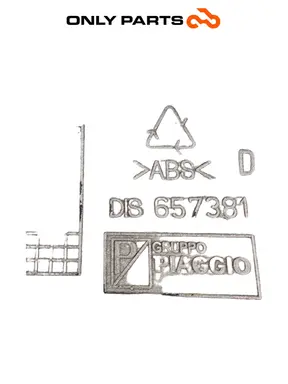 Fianchetto laterale posteriore DX Piaggio Mp3 Yourban 300cc 2013 Bianco usato — foto reale 9