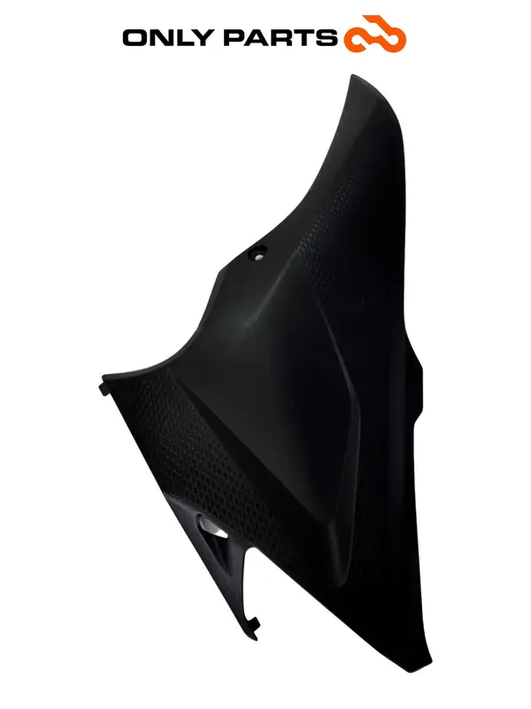 Fianchetto laterale SX — 3
