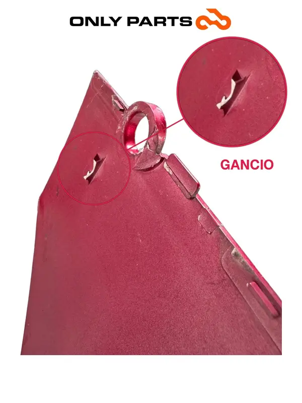 FIANCHETTO LATERALE SX HONDA SH 125CC 2004 OEM 83600-KPR-9000 VEDI FOTO GANCI — 2