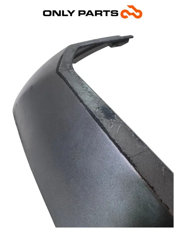 Fianchetto laterale SX — 3