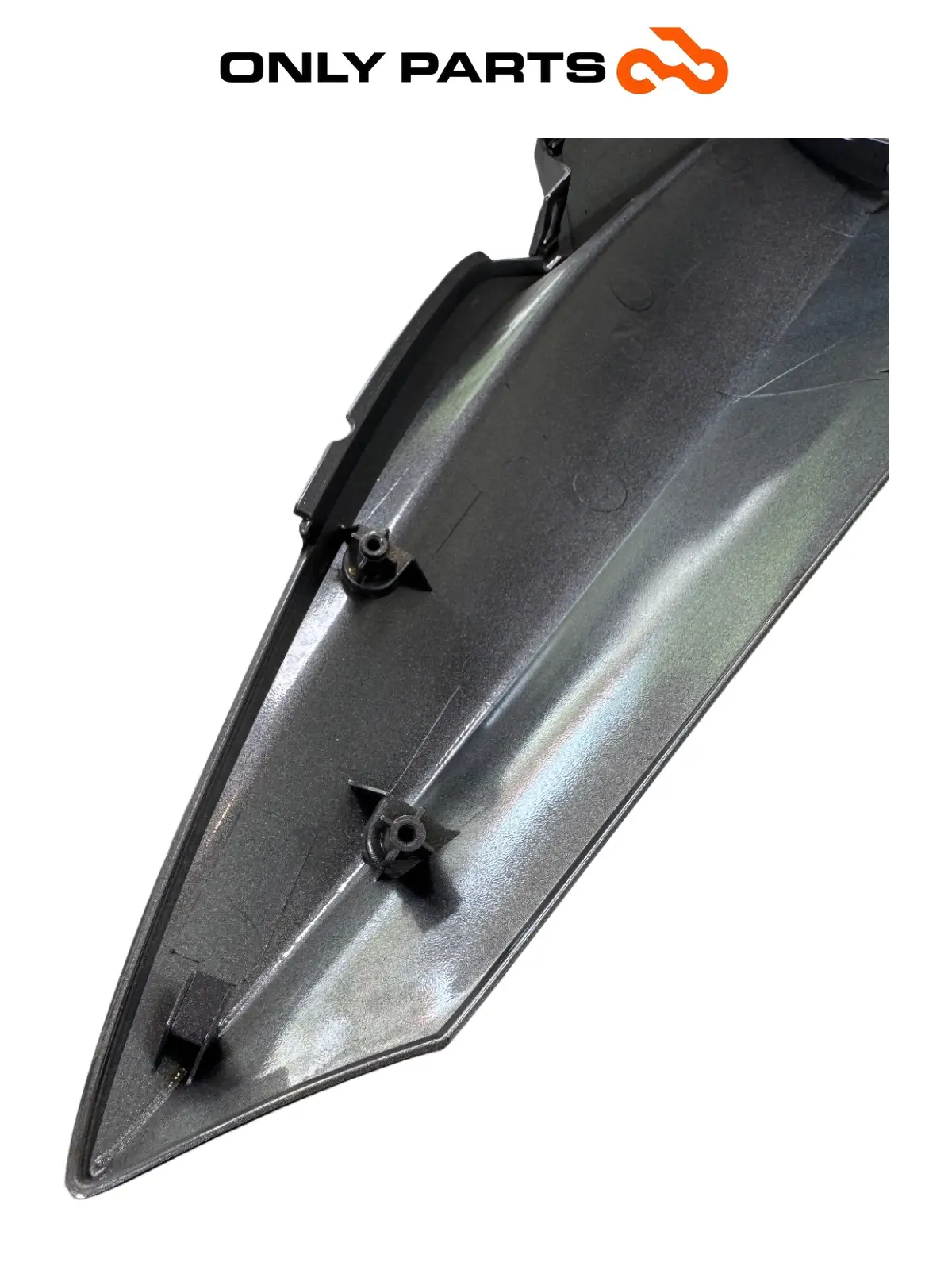 Fianchetto posteriore SX Honda PCX 125cc 2011 Grigio usato — foto reale 10