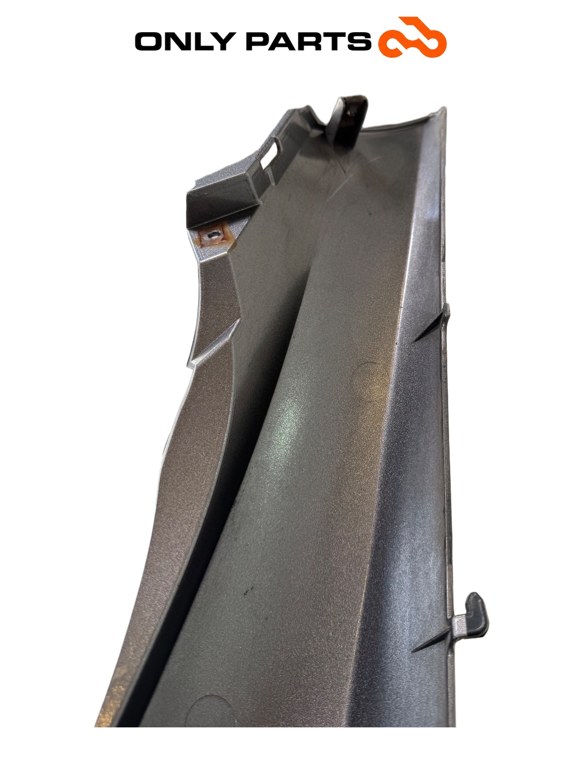 Fianchetto posteriore SX Honda PCX 125cc 2011 Grigio usato — foto reale 11