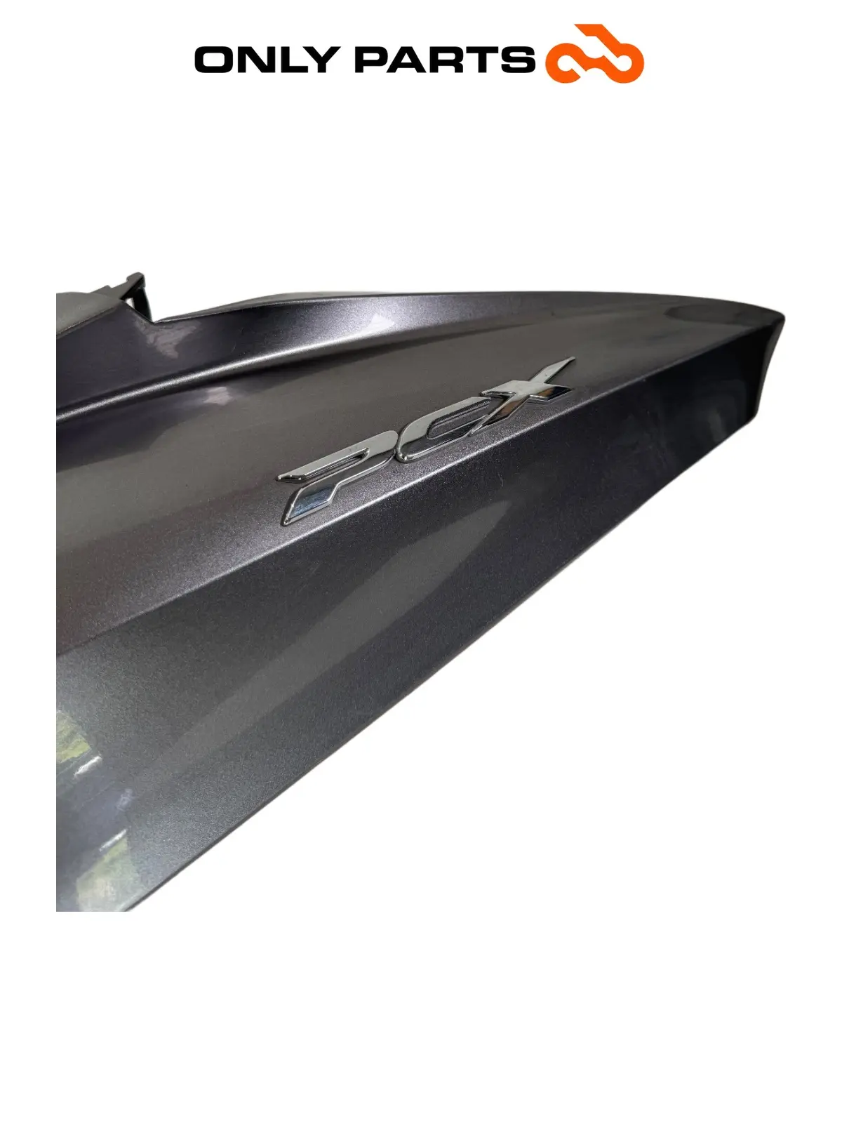 Fianchetto posteriore SX Honda PCX 125cc 2011 Grigio usato — foto reale 6