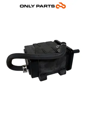 Filtro canister / Recupero vapori benzina Yamaha Tracer 900cc 2019 Nero usato — foto reale 3
