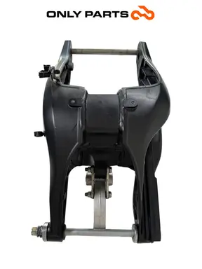 Forcellone posteriore / Braccio oscillante Yamaha Tracer 900cc 2019 Nero usato — foto reale 10