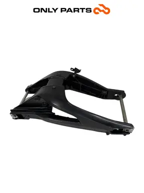 Forcellone posteriore / Braccio oscillante Yamaha Tracer 900cc 2019 Nero usato — foto reale 7