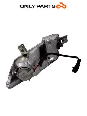 Freccia posteriore SX Piaggio Mp3 Yourban 300cc 2013 Bianco usato — foto reale 6