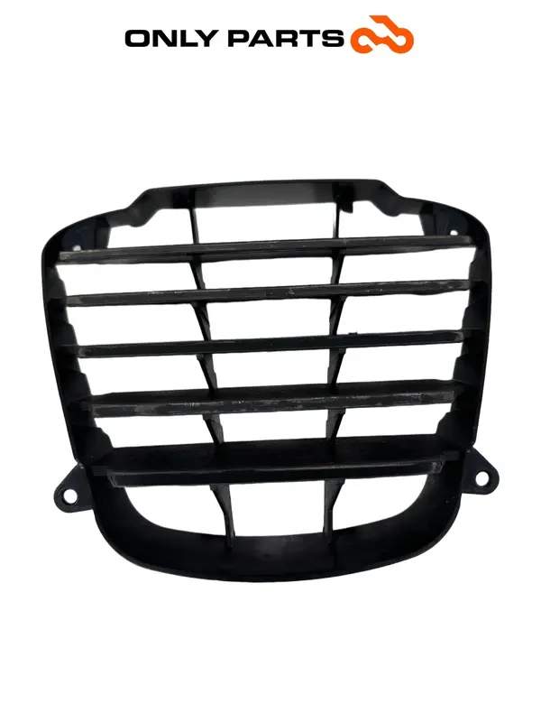 GRIGLIA CALANDRA ANTERIORE FRONTALE NERA PIAGGIO MP3 250 2009 / FRONT GRILL OEM — 3